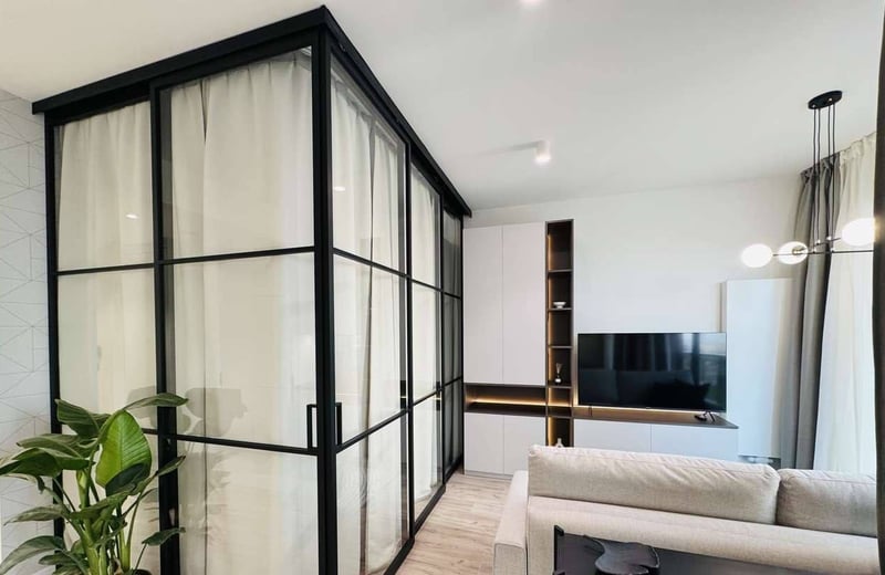 Аренда современной 2-комнатной квартиры, 36 м², комплекс Towarowa Towers, район Воля, Варшава, Польша